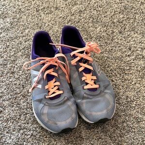 New Balance Women's Running Shoes Gray and Peach Size 10